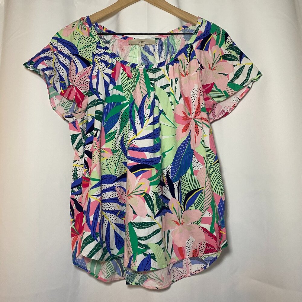 Loft Tropical Print Short Sleeve Blouse Womens L Scoop Neck Pink Blue Green EUC